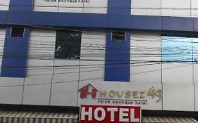Hotel Housez 43